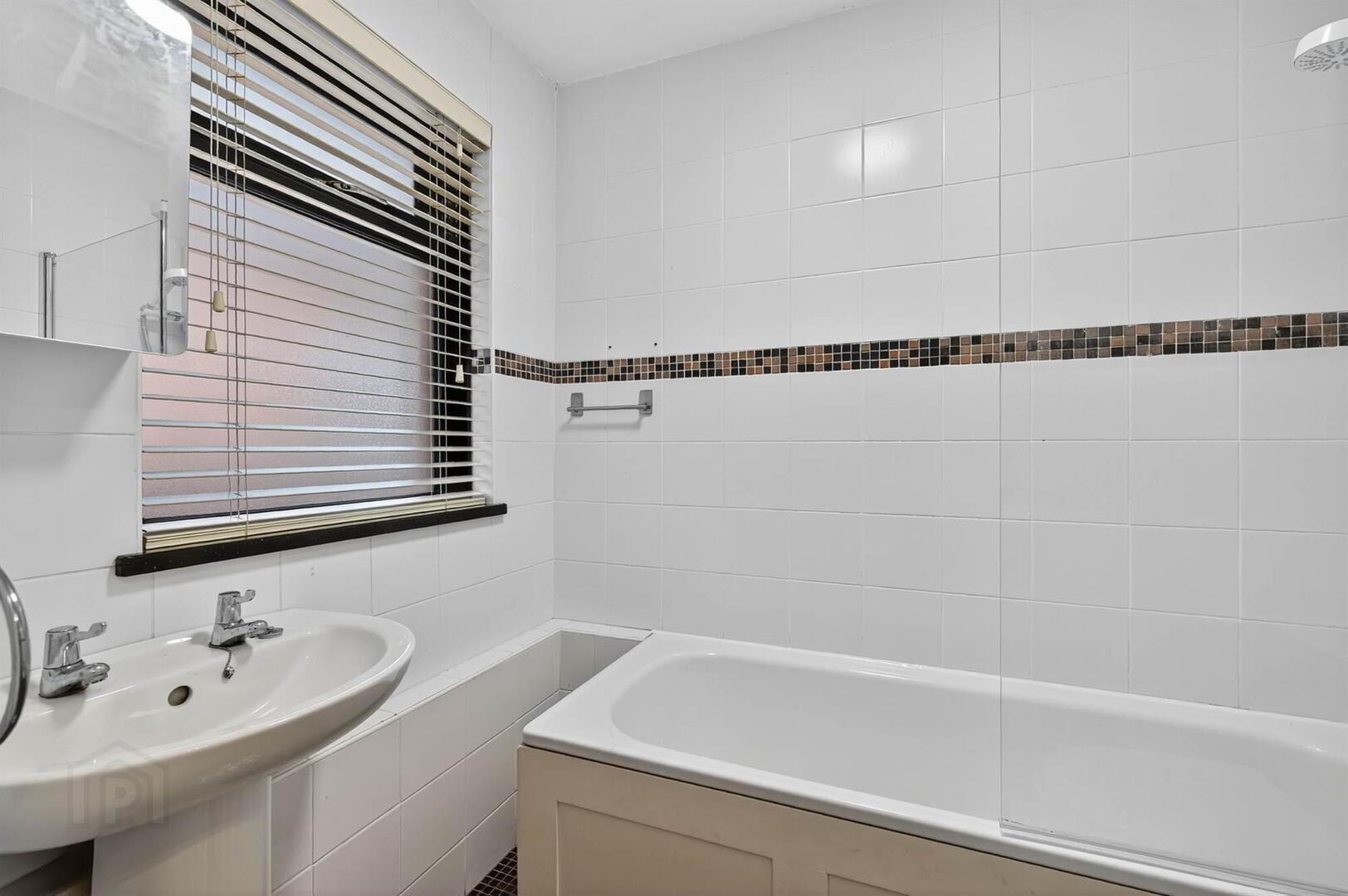 4 Bawnmore Court 13 of 16