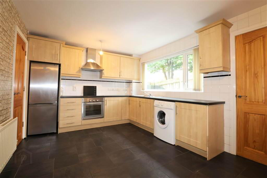 4 Knockburn Court 3 of 27