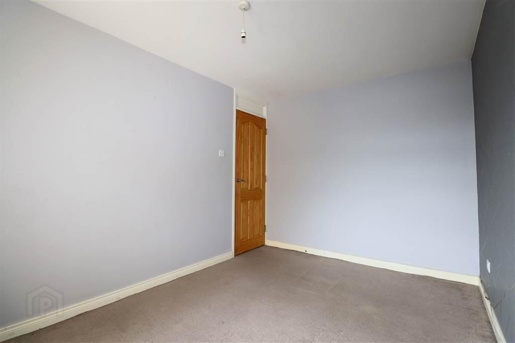 4 Knockburn Court 10 of 27