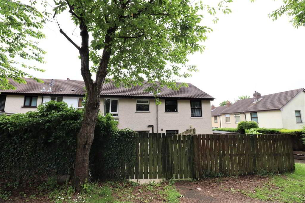 4 Knockburn Court 21 of 27