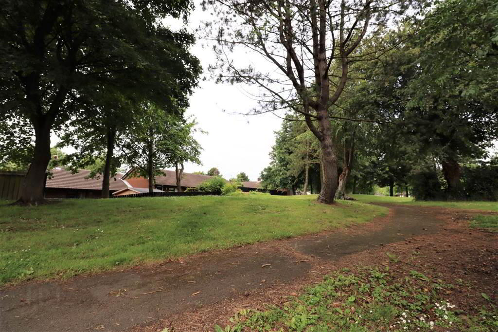 4 Knockburn Court 20 of 27