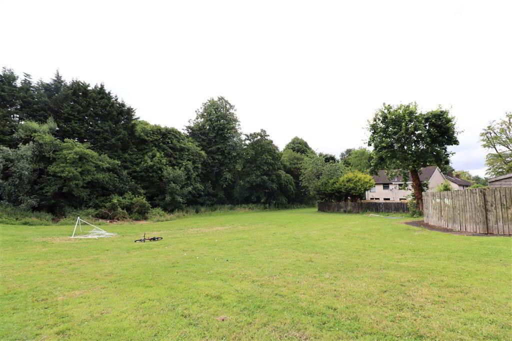 4 Knockburn Court 22 of 27