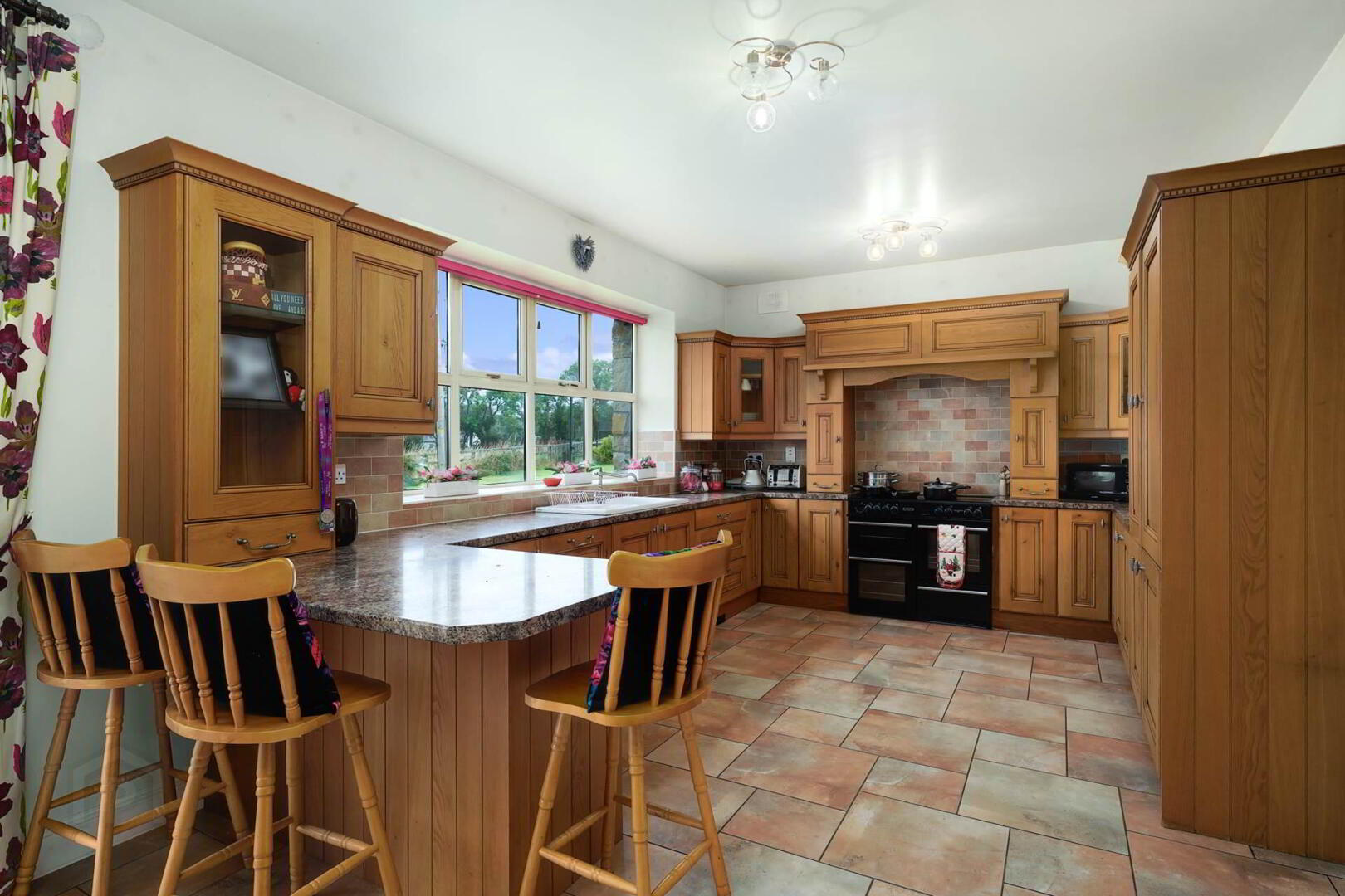Reynoldstown House, Roadmain 8 of 29