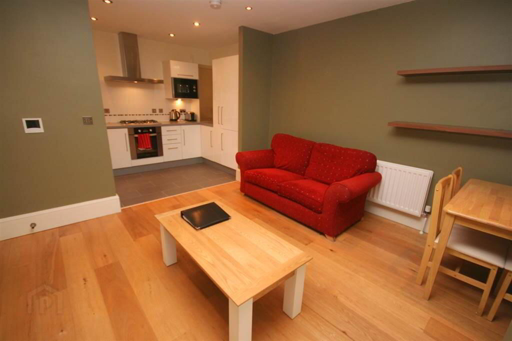122 The Bakery, 311 Ormeau Road 5 of 10