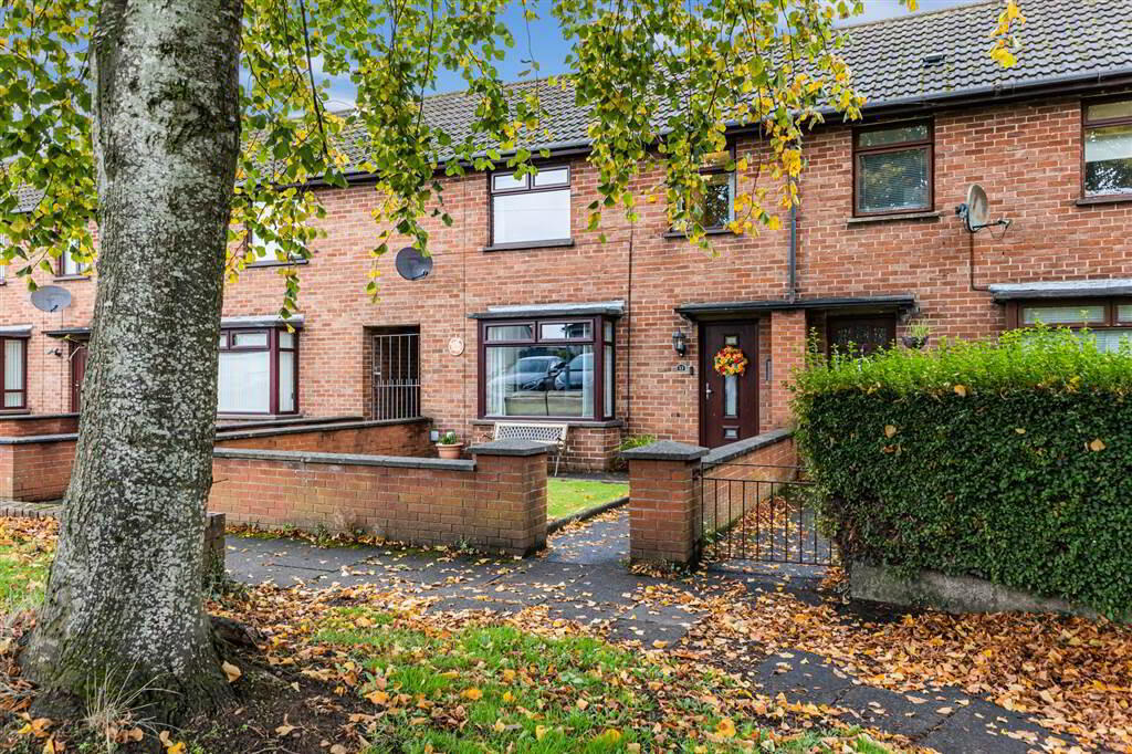 13 Limehurst Way 2 of 28