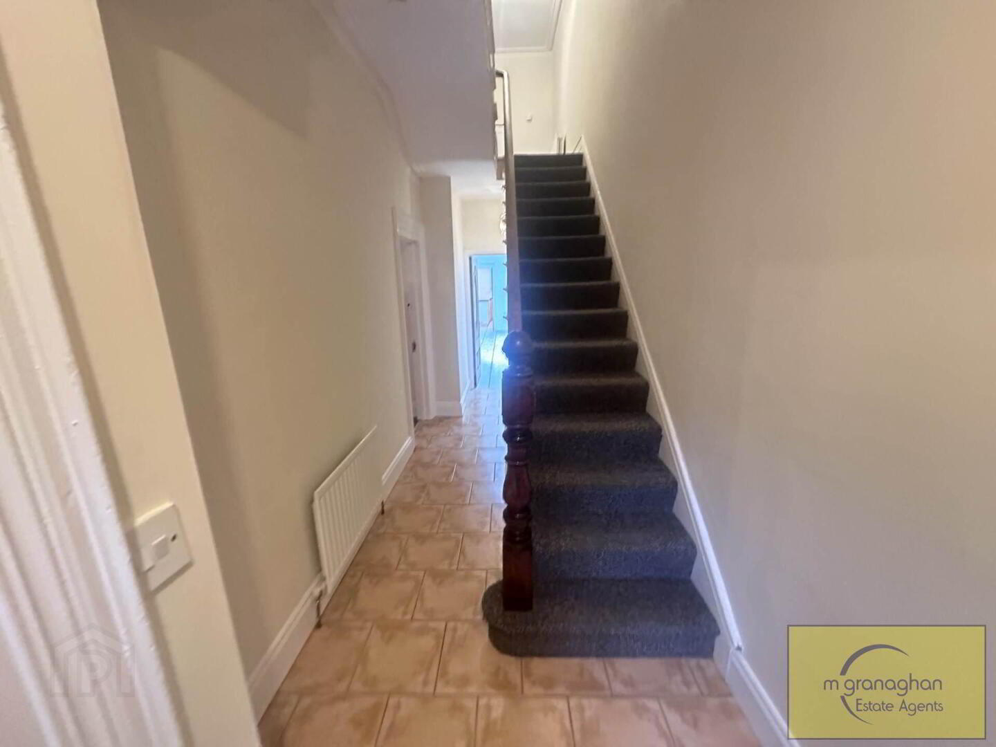 191 Cliftonpark Avenue 2 of 30