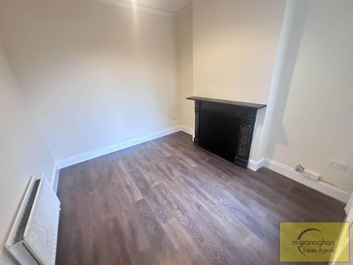 191 Cliftonpark Avenue 4 of 30