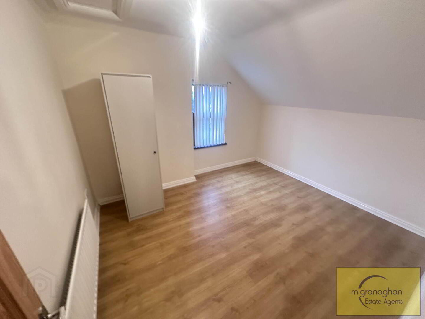 191 Cliftonpark Avenue 22 of 30