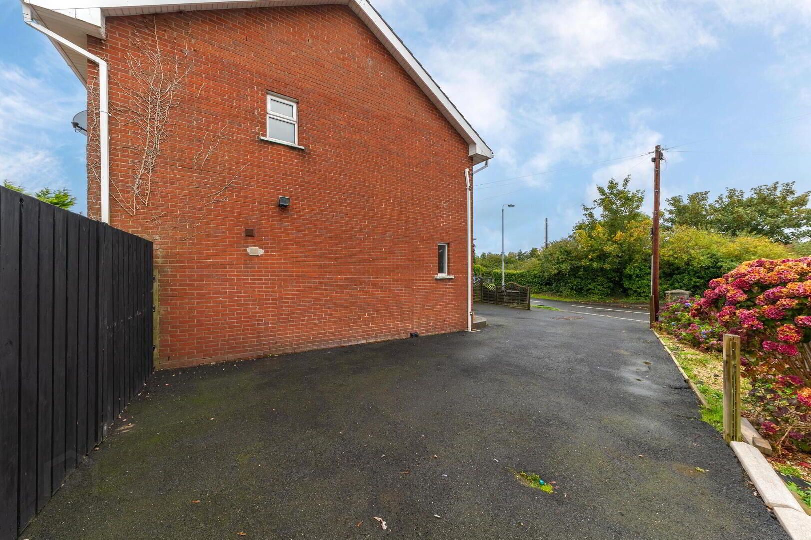 24a Primacy Road 2 of 17