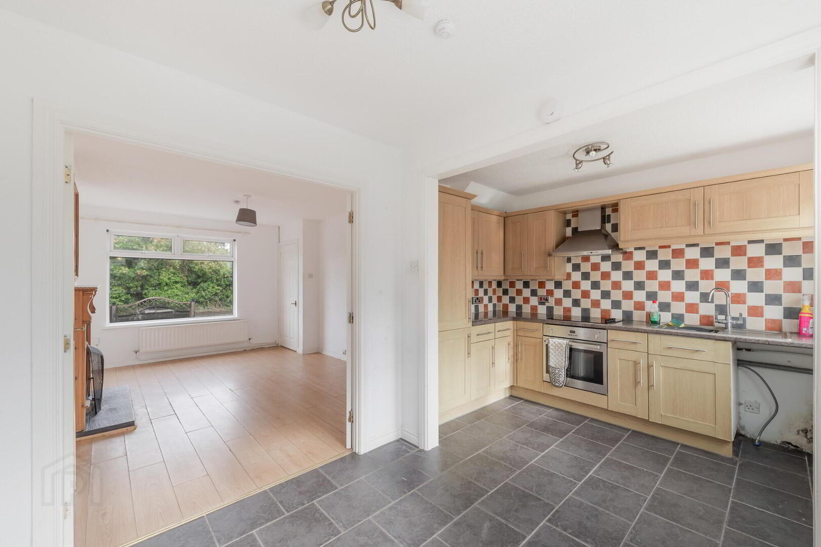24a Primacy Road 7 of 17