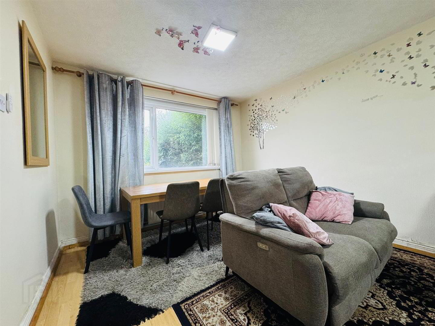 16 Farmley Crescent 3 of 10