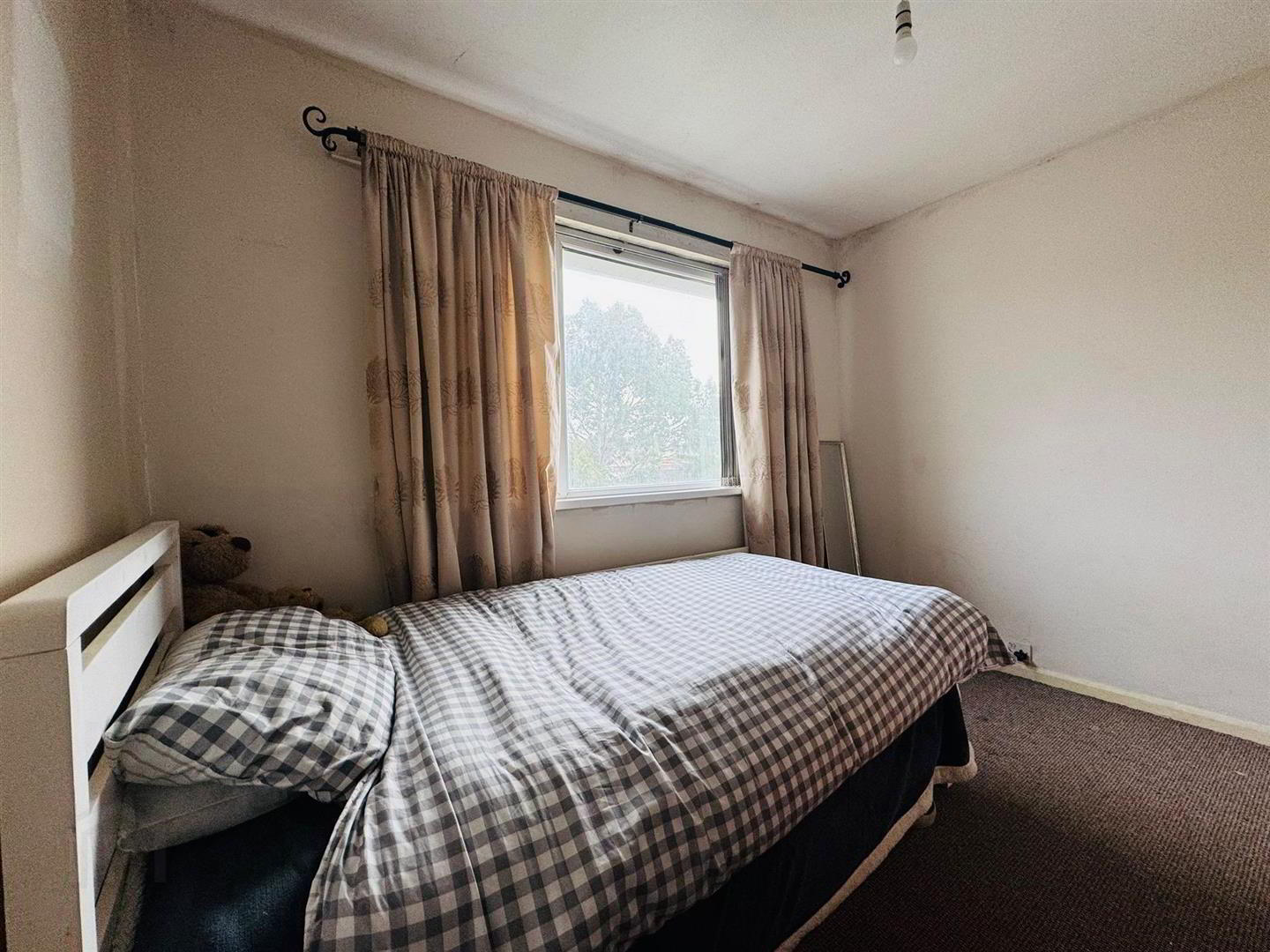 16 Farmley Crescent 7 of 10