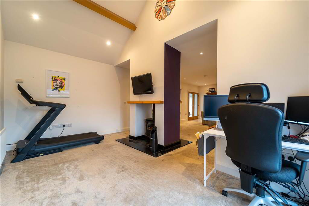 87 Rathmore Road 11 of 38