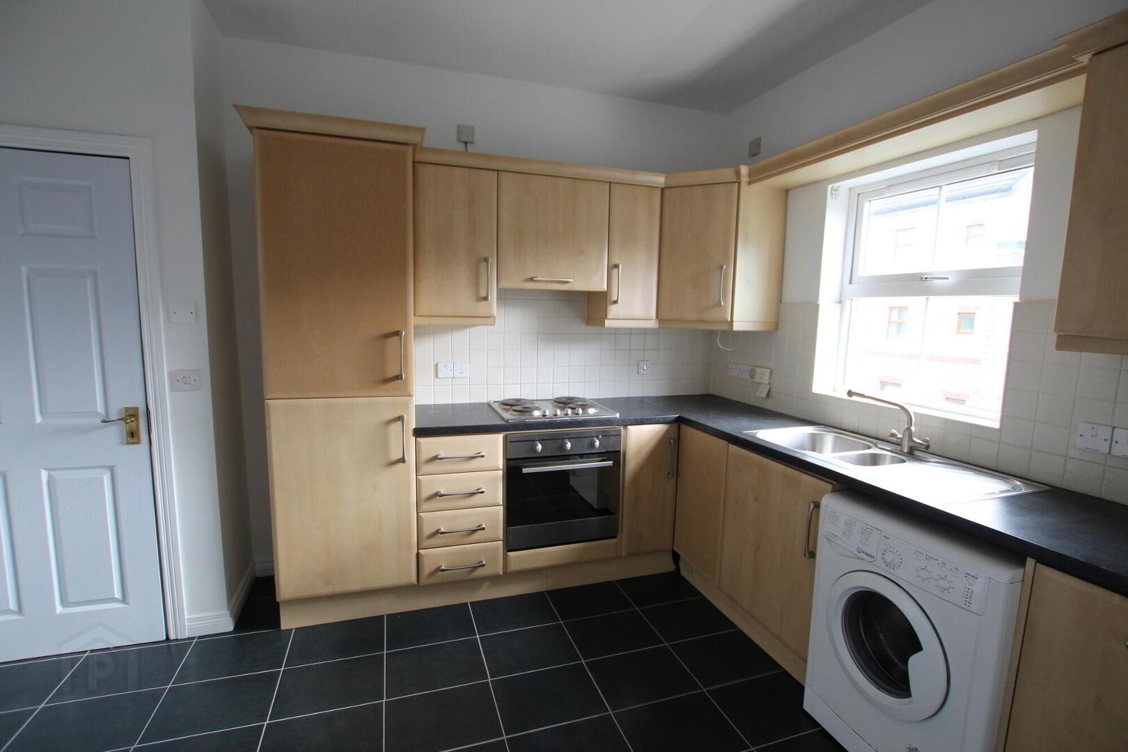 Apt 2, Millwater Lodge 4 of 8
