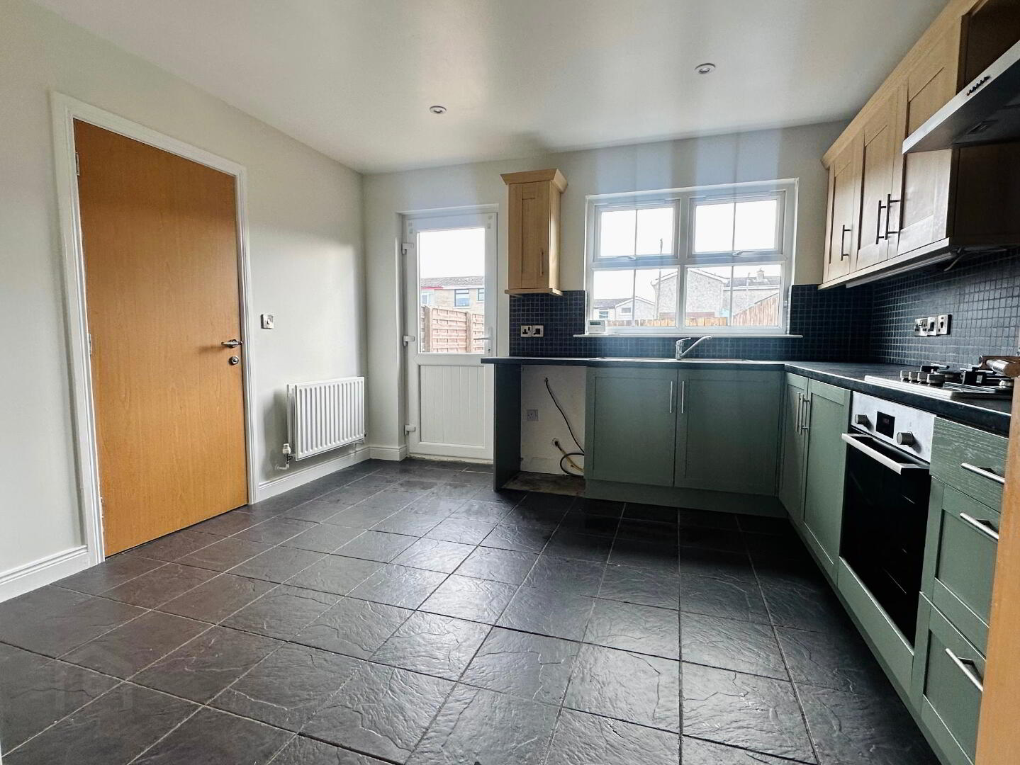 6 Glastry Court 8 of 19