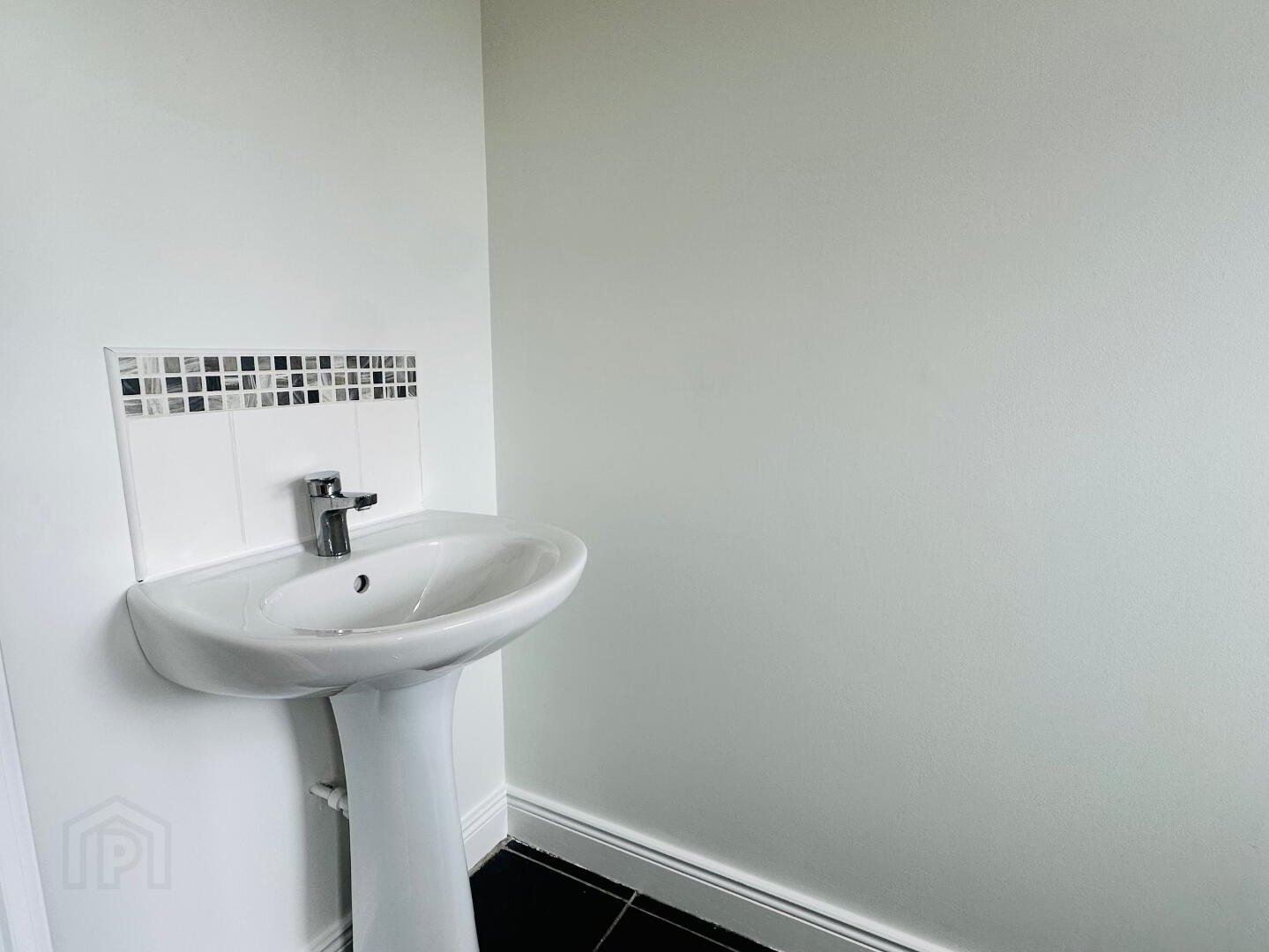 6 Glastry Court 10 of 19