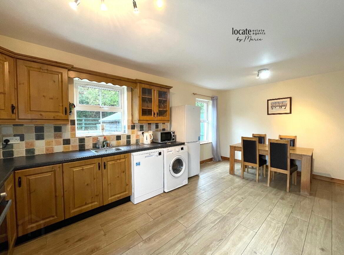 2 Briars Hill 3 of 10