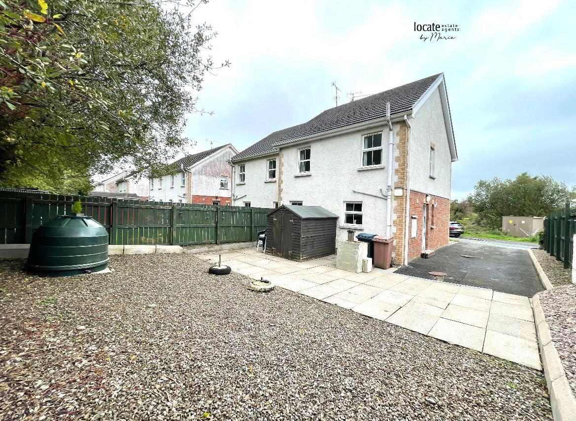 2 Briars Hill 10 of 10