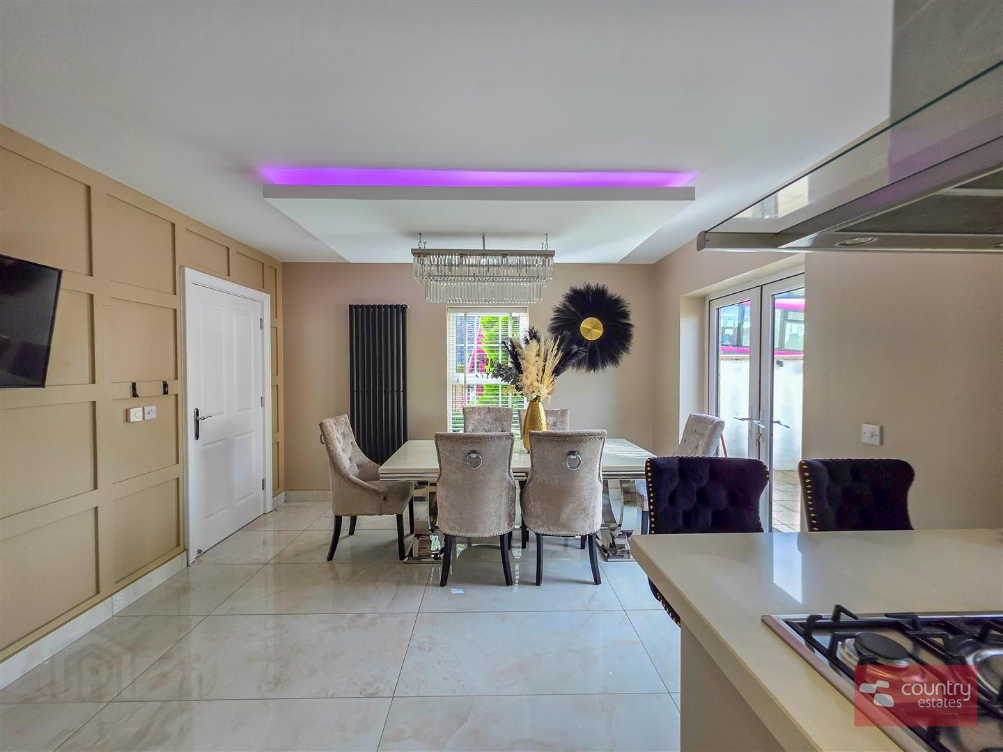 99 Blackrock Square 22 of 63