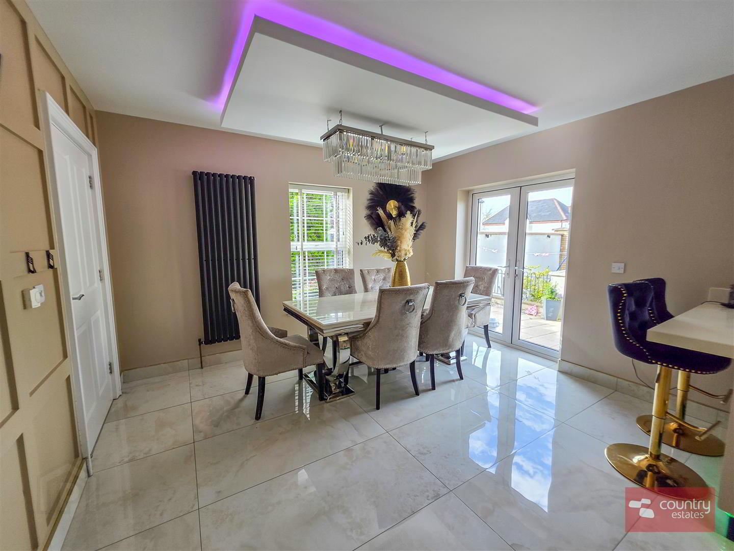 99 Blackrock Square 23 of 63