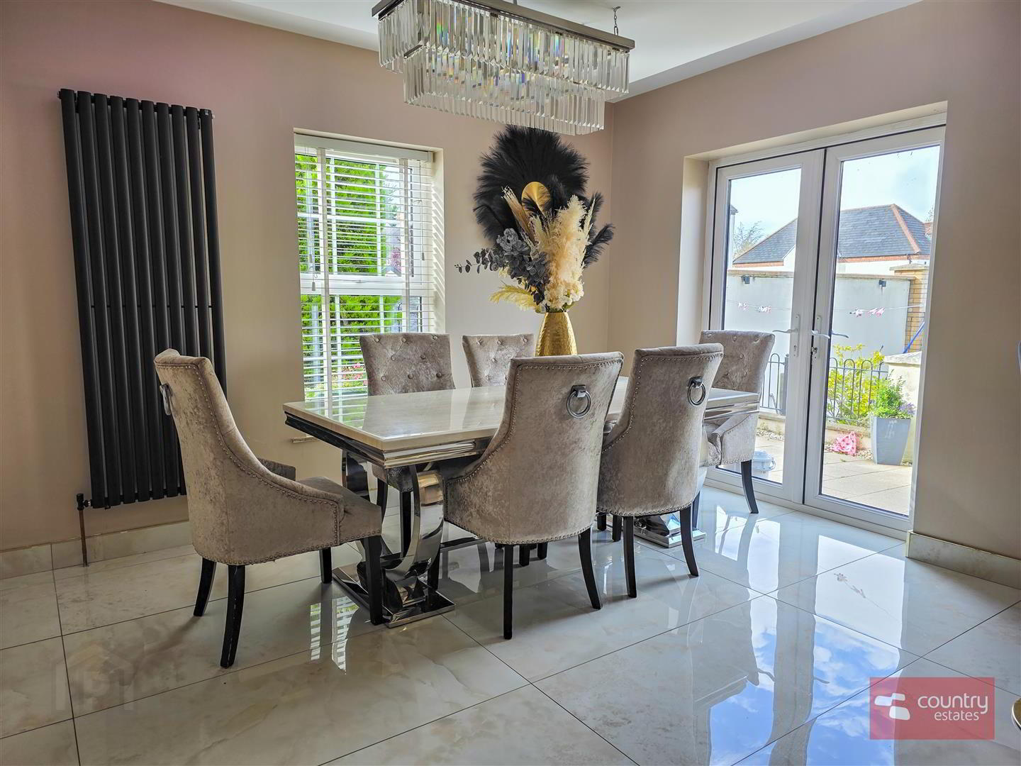 99 Blackrock Square 25 of 63