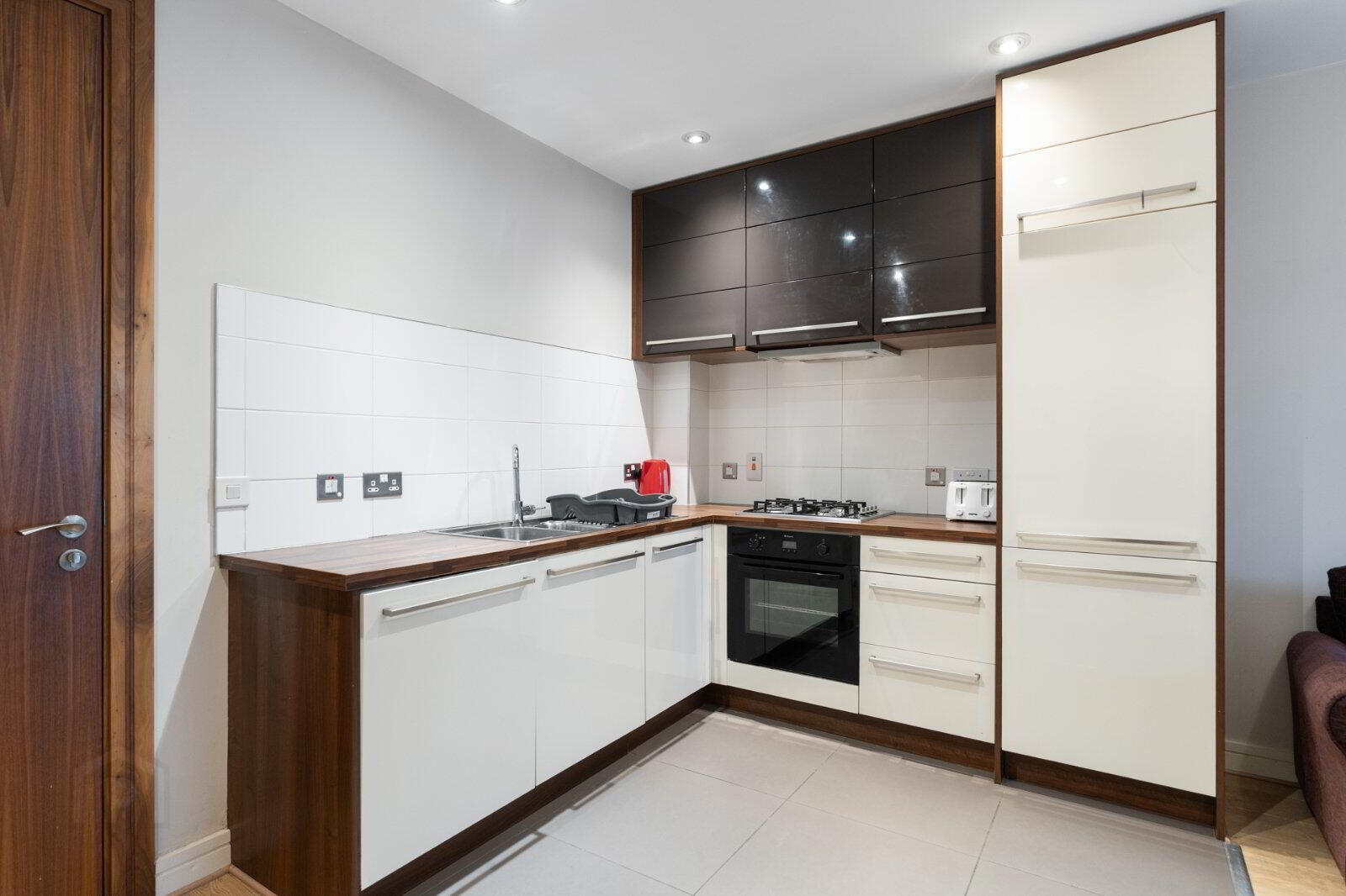 Apartment 11.01 The Arc 2l Queens Road 3 of 8