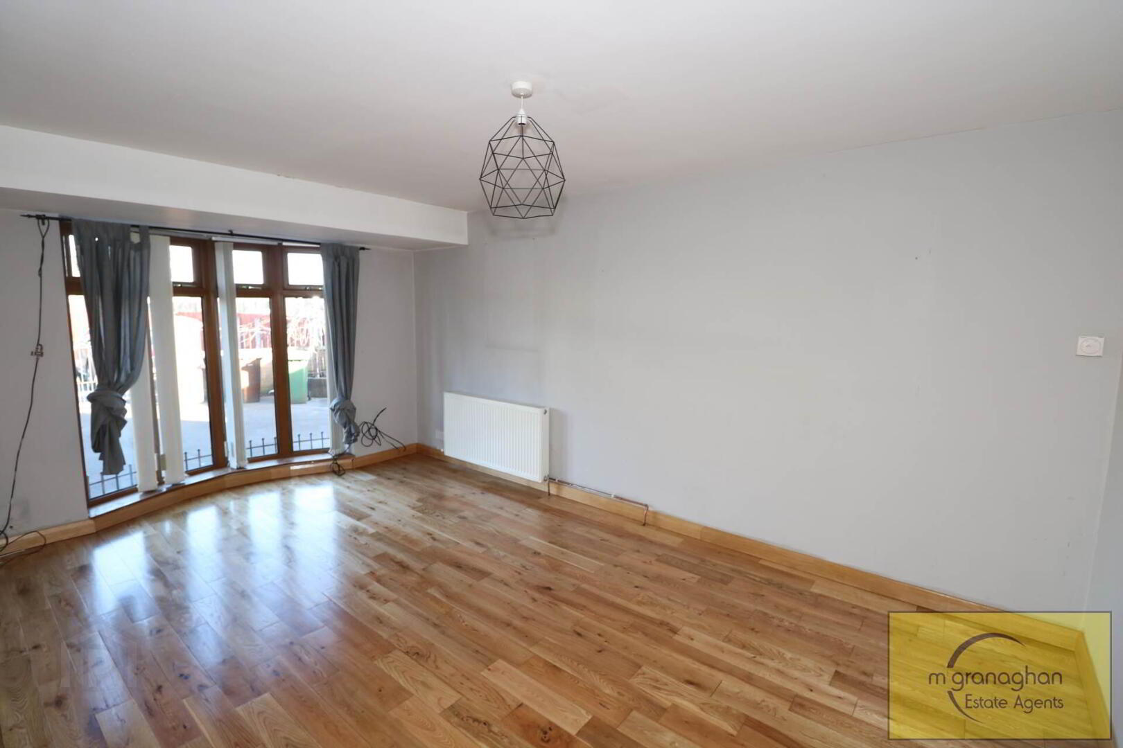 18 Lagmore Grove 4 of 14