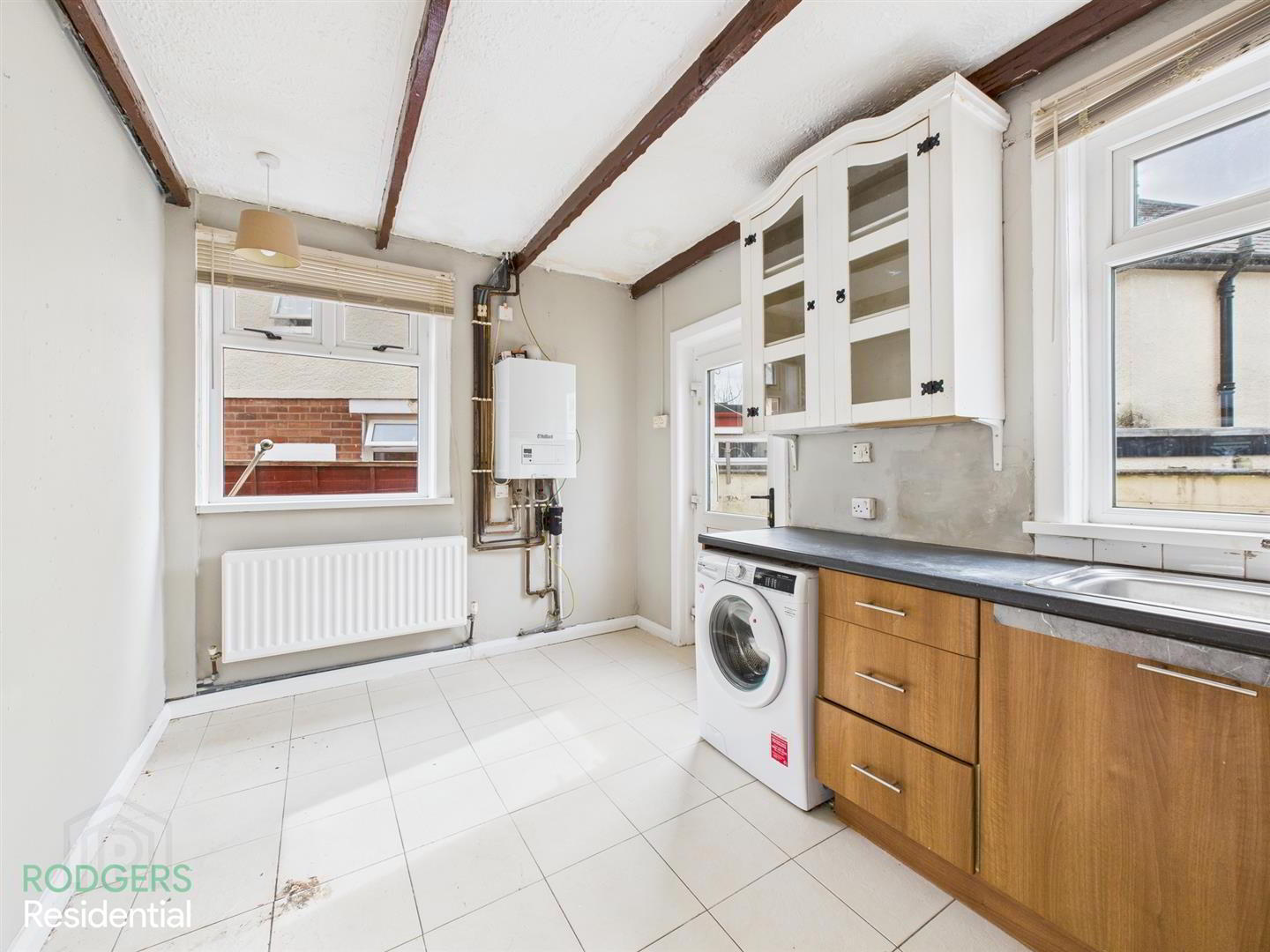 64 Rutherglen Street 5 of 9