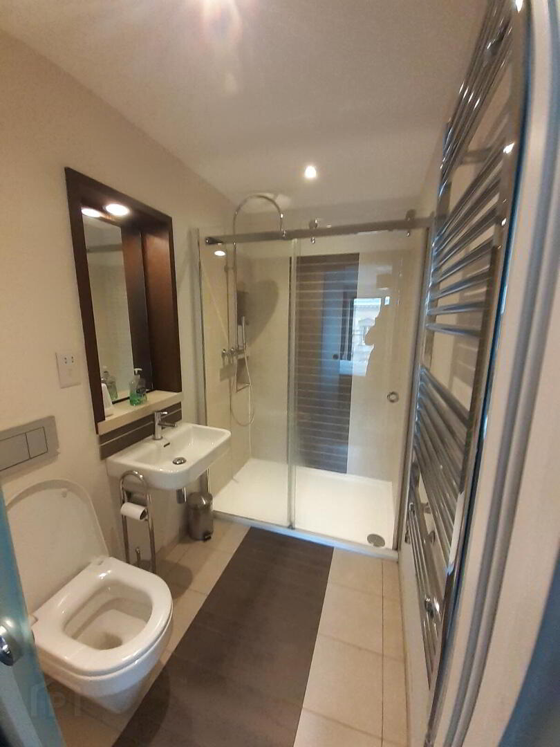 Apartment 67 4 Ulster Street 6 of 7