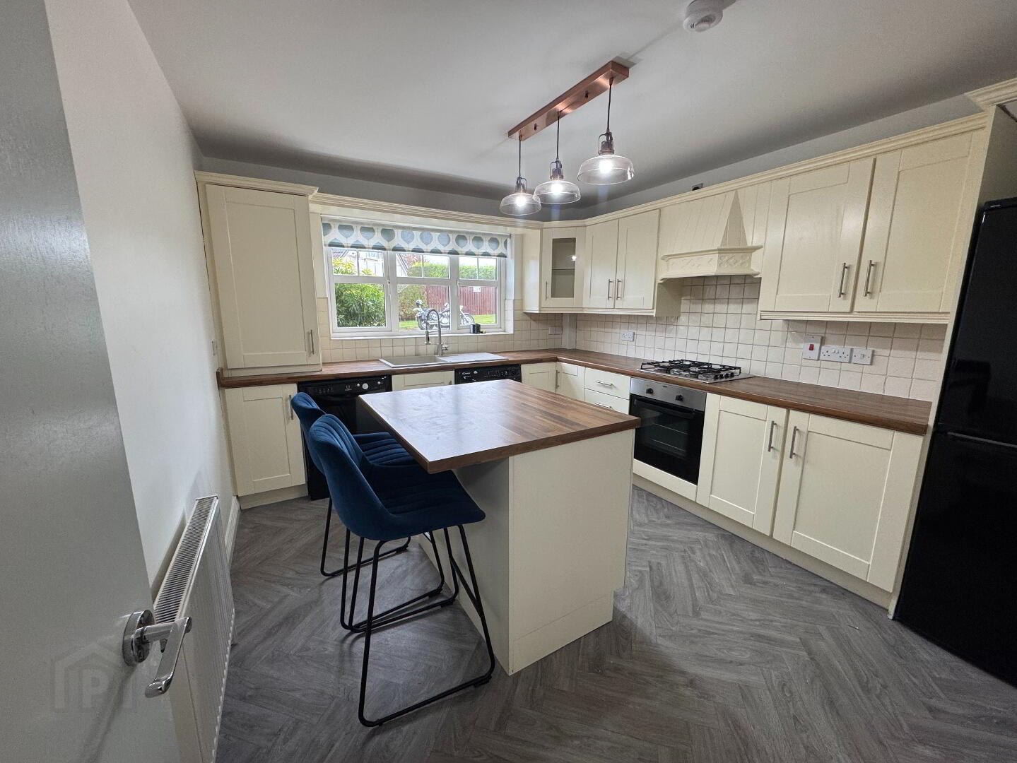 26 Oakfield Mews 7 of 16
