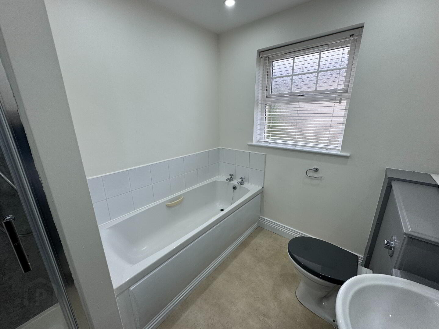 26 Oakfield Mews 14 of 16