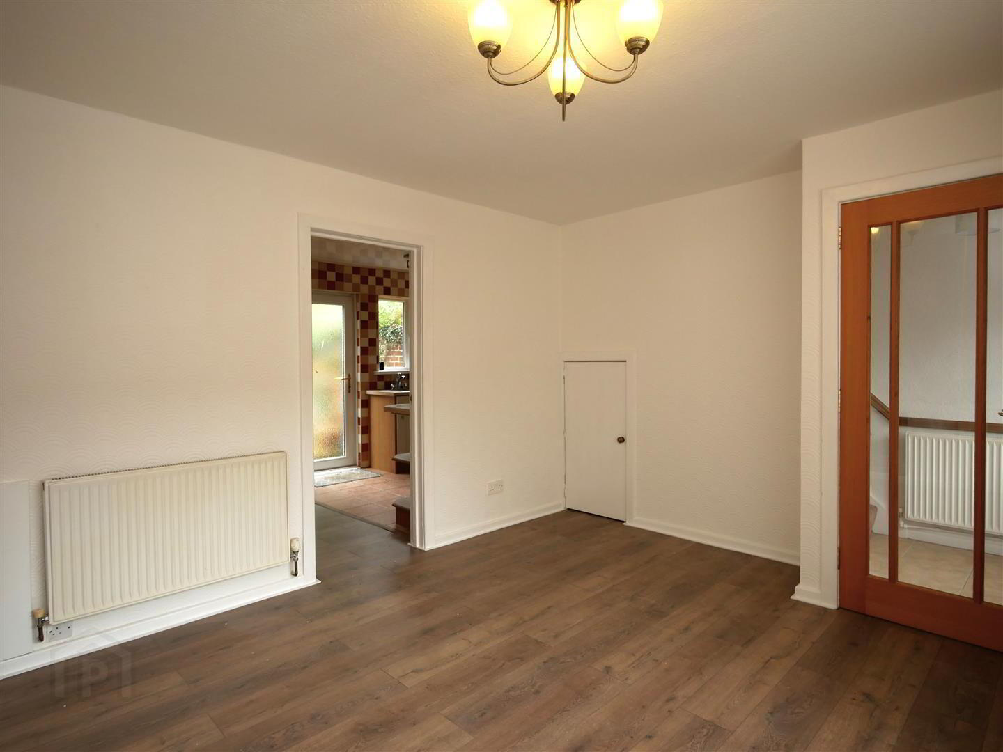 28 Minnowburn Drive 4 of 19