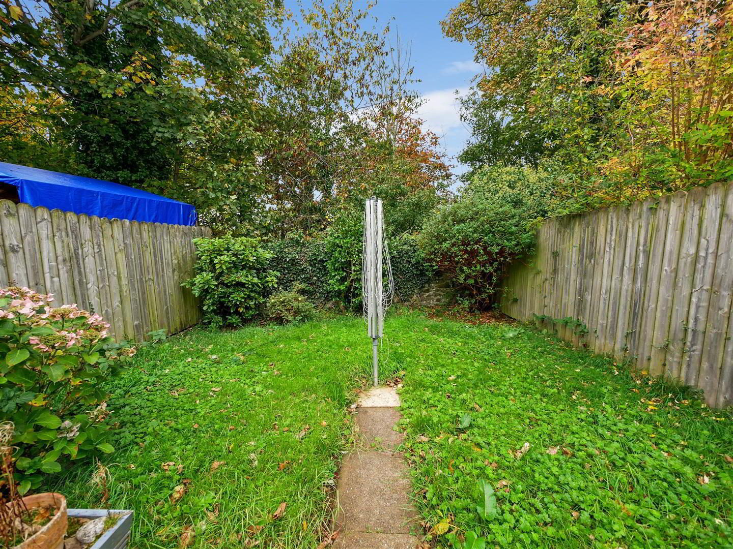 28 Minnowburn Drive 16 of 19