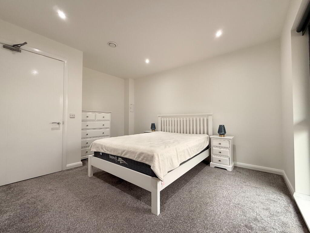 121 Coyles Place 6 of 8
