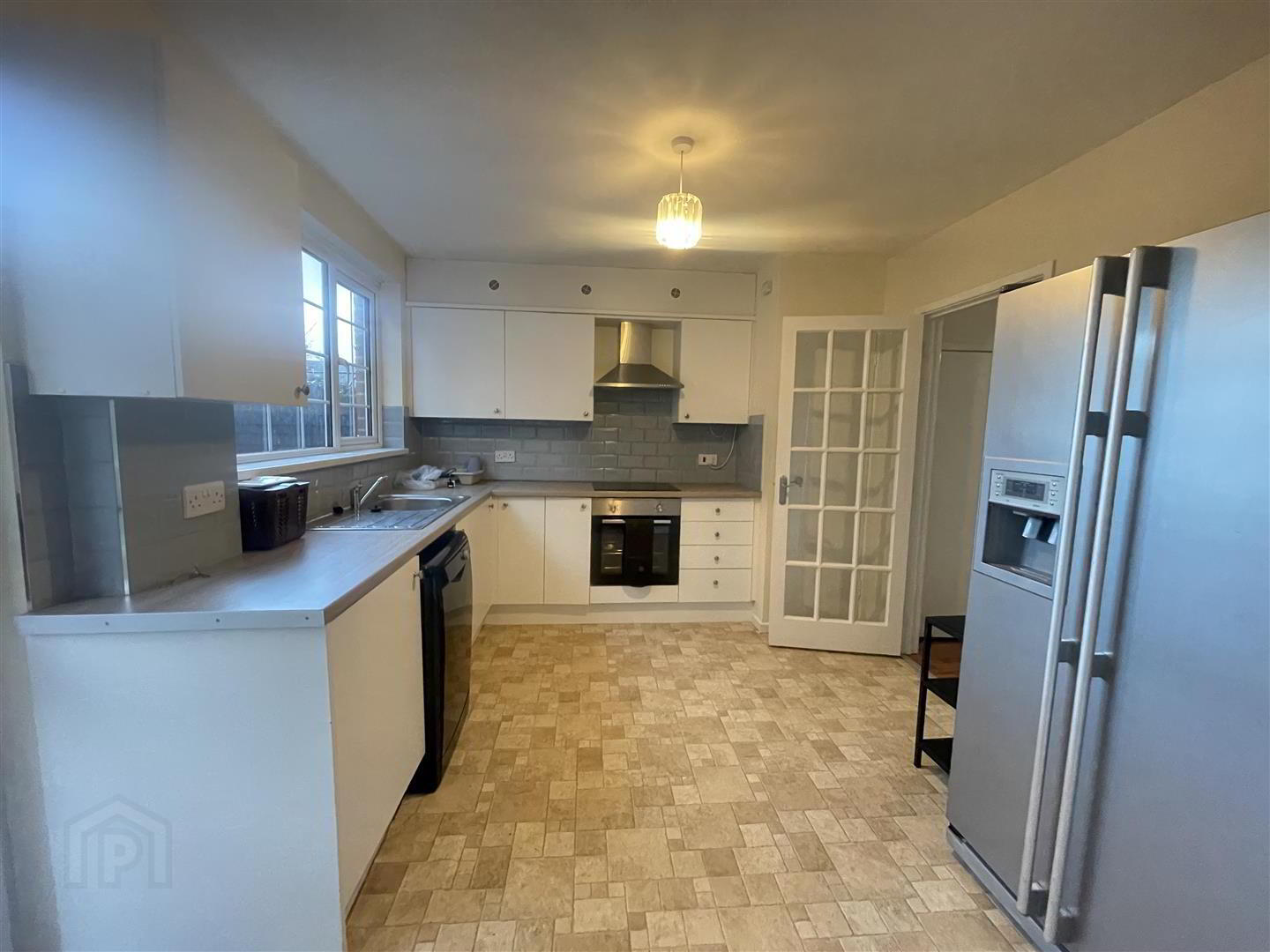 4 Locksley Grange 6 of 14