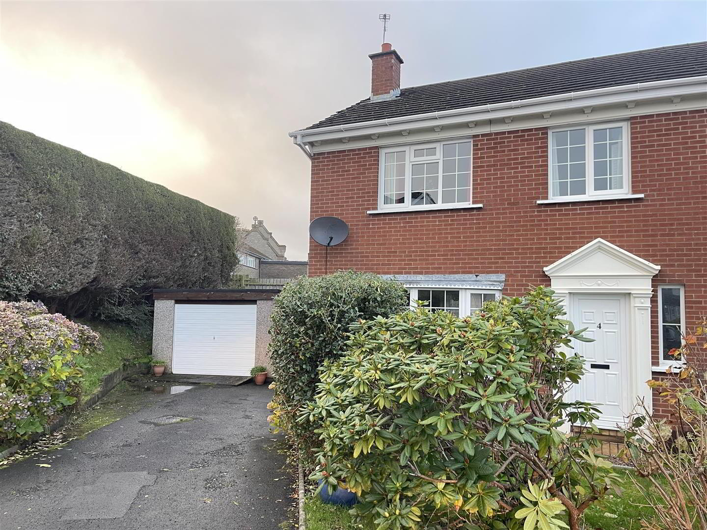 4 Locksley Grange 2 of 14