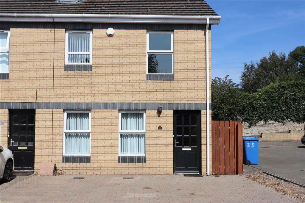 22 East Street Court 1 of 18