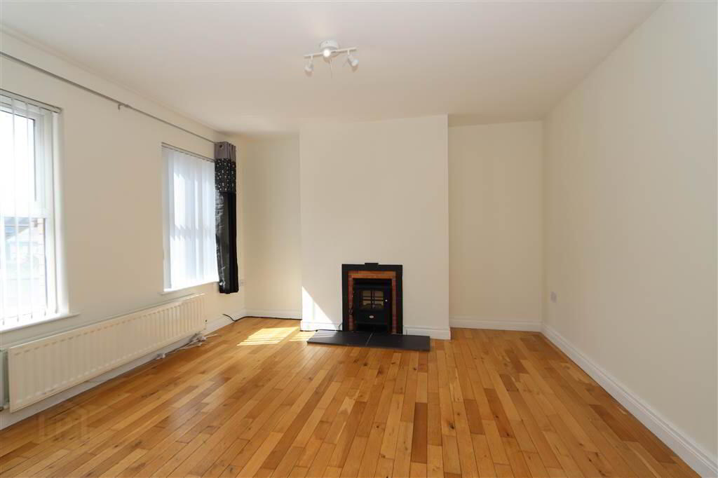 22 East Street Court 4 of 18
