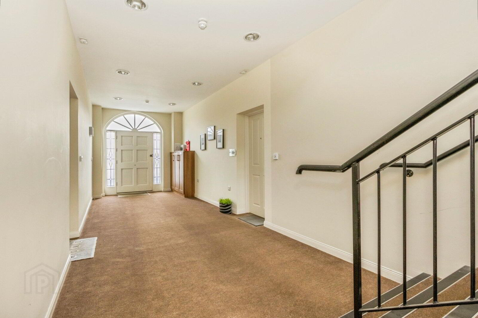 94d Stonebridge Avenue 3 of 21