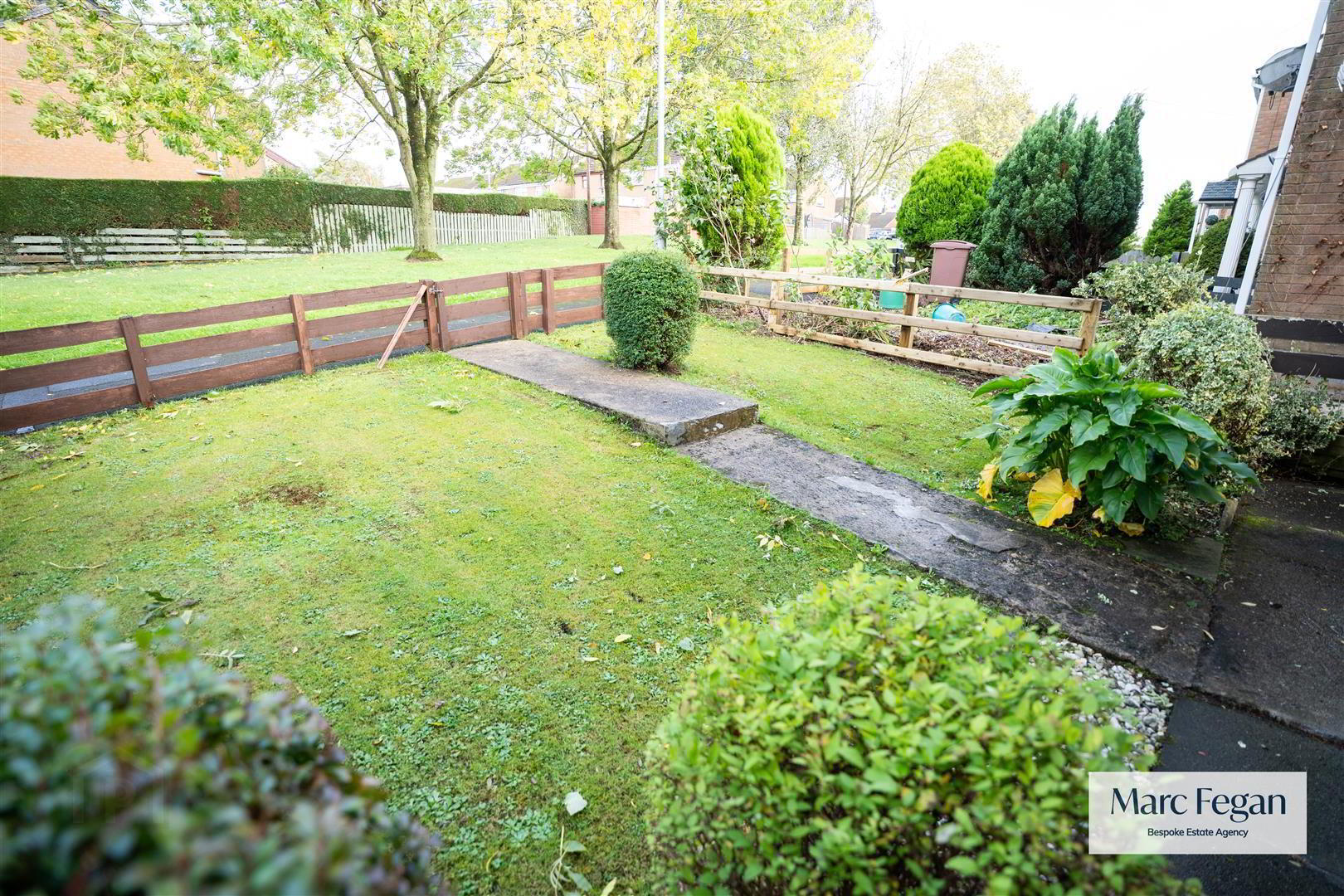 144 Pinebank 4 of 42