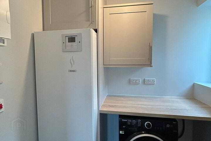 42 Linenfield Crescent 6 of 16