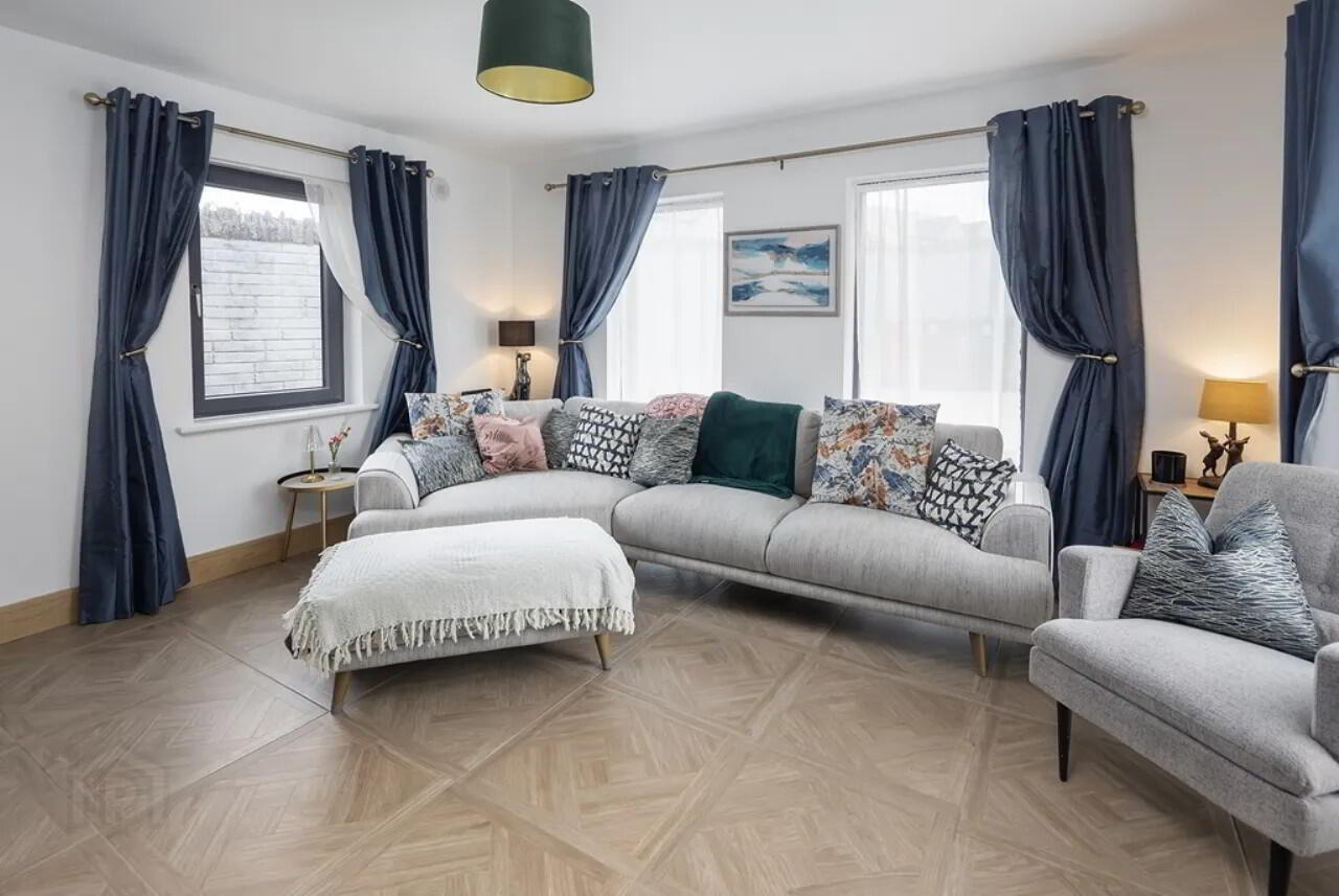 Stoneleigh House, Cork Road 8 of 39
