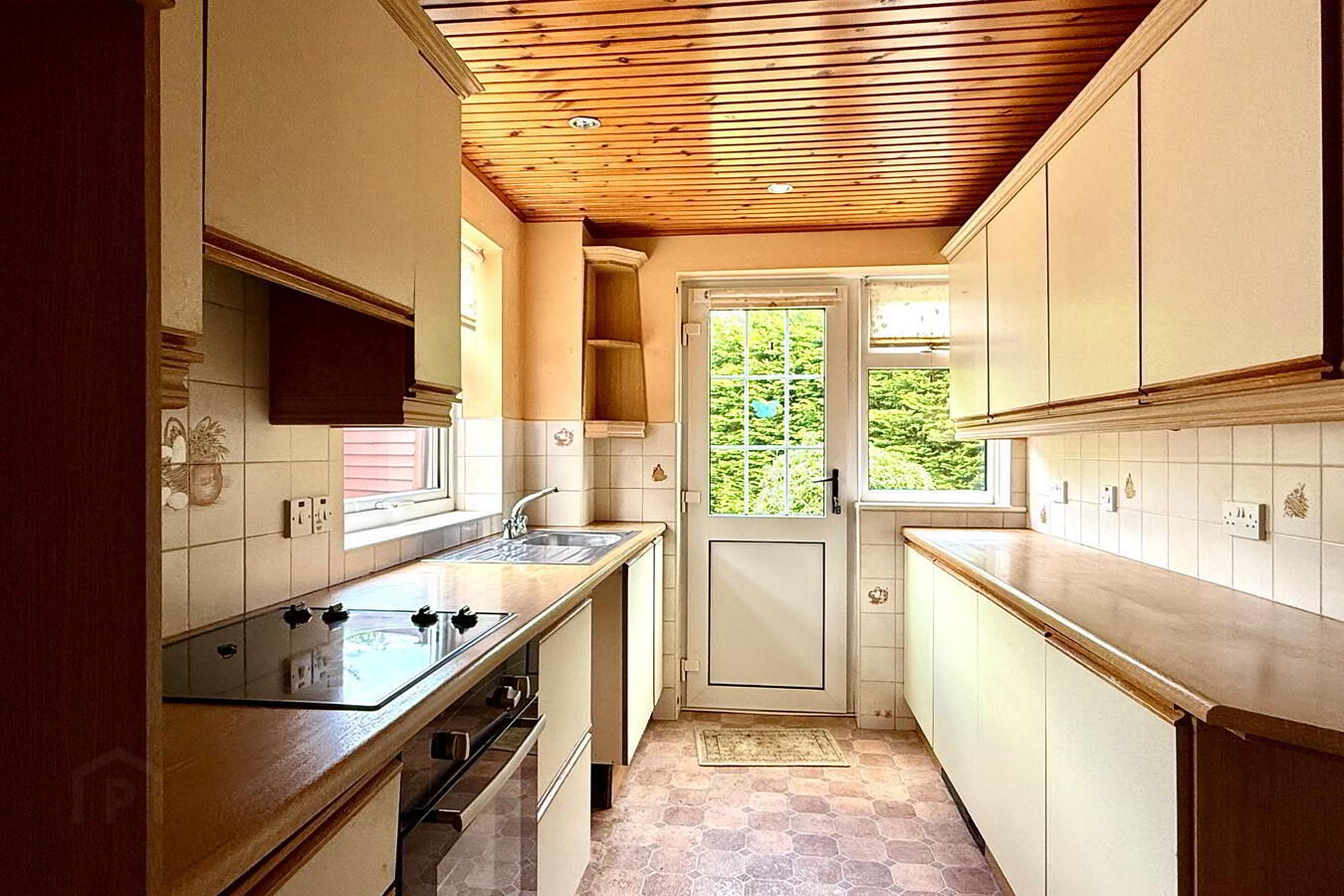 6 Killycomain Close 8 of 17