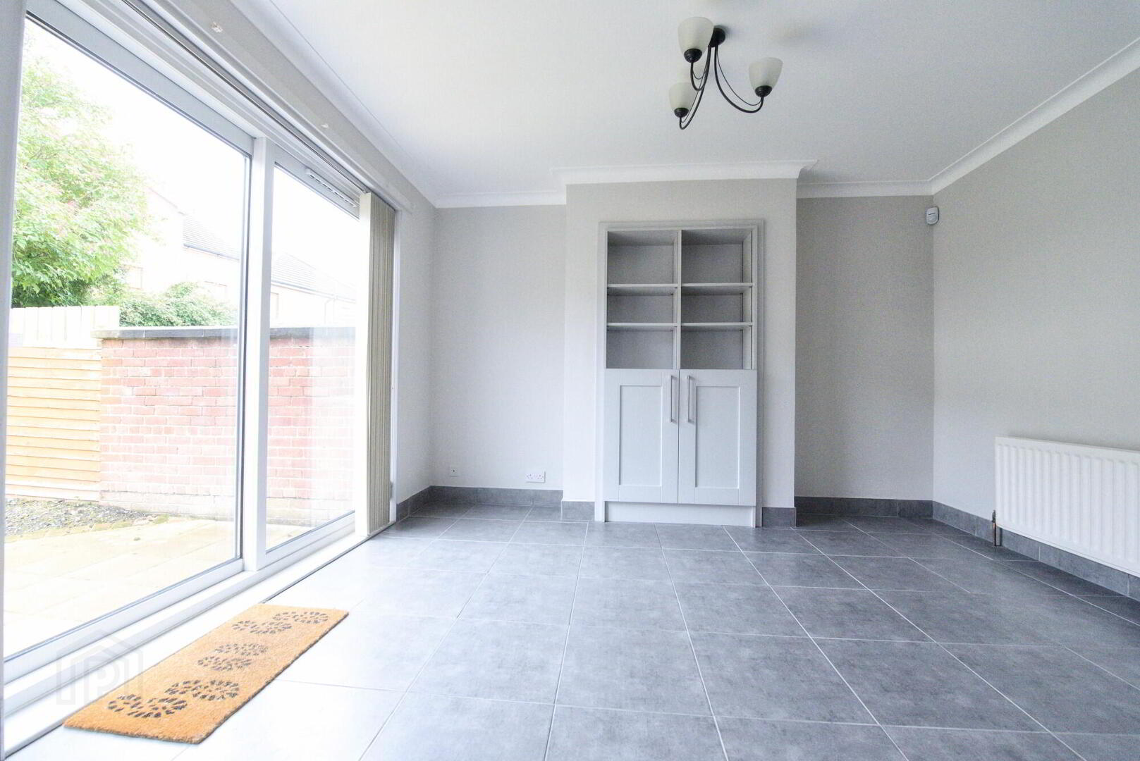 55 Prince Edward Drive 5 of 16