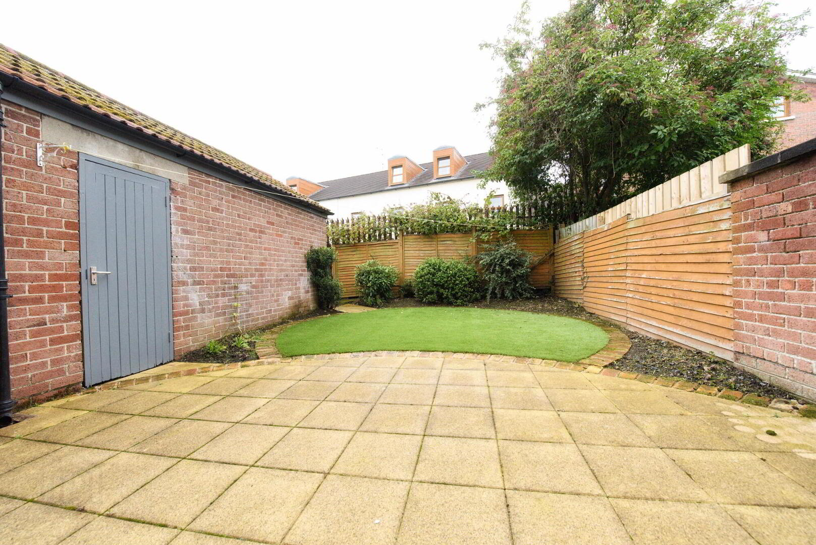 55 Prince Edward Drive 16 of 16