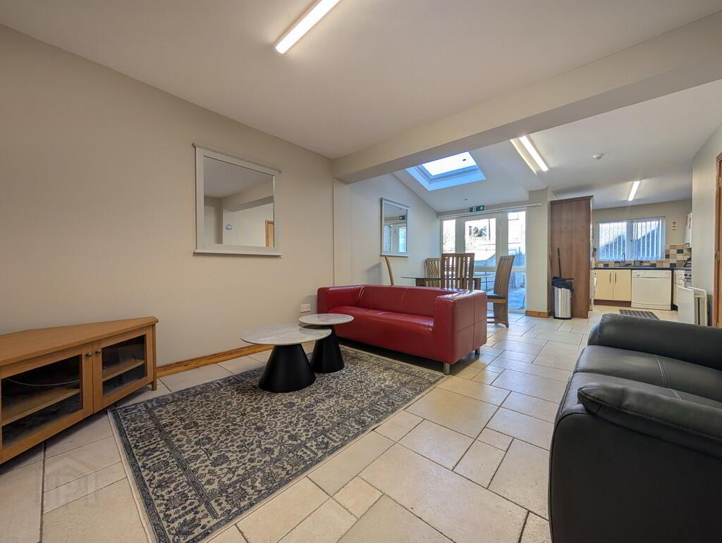 115 Ulsterville Avenue 4 of 15