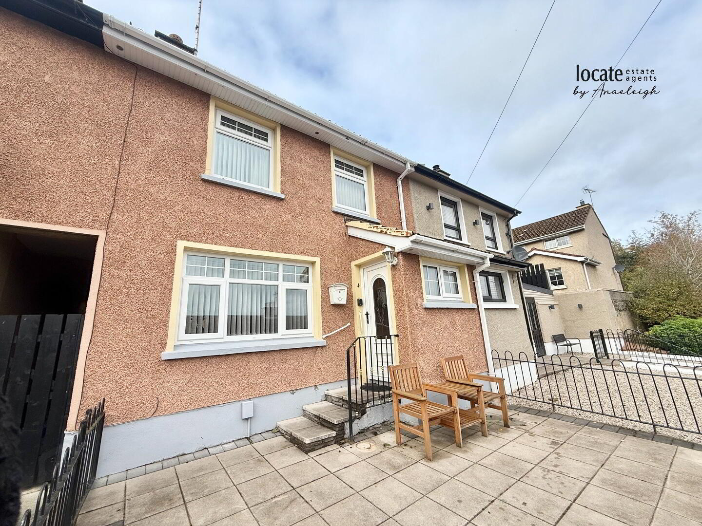 4 Lone Moor Gardens 1 of 16