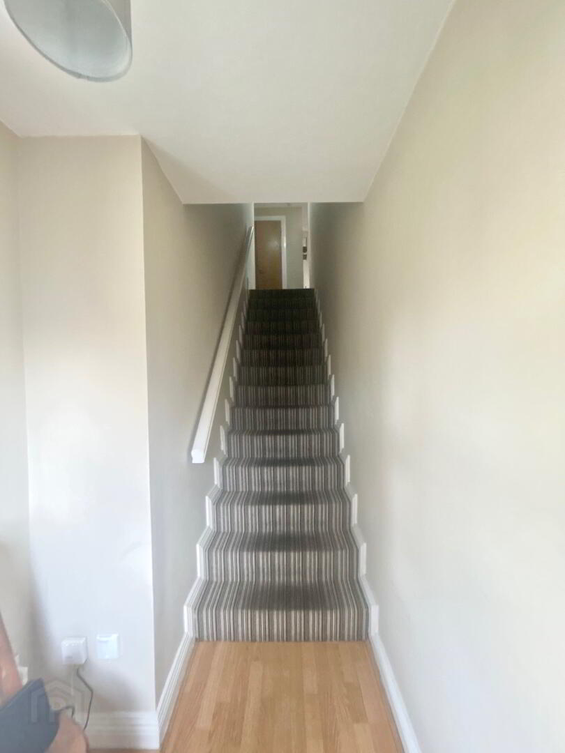 17 Oakfield Mews 8 of 8