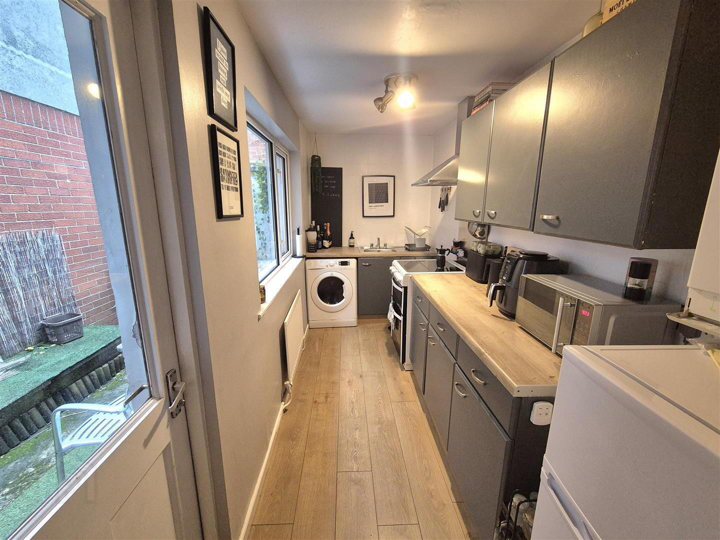 17 Sinclair Street 4 of 8