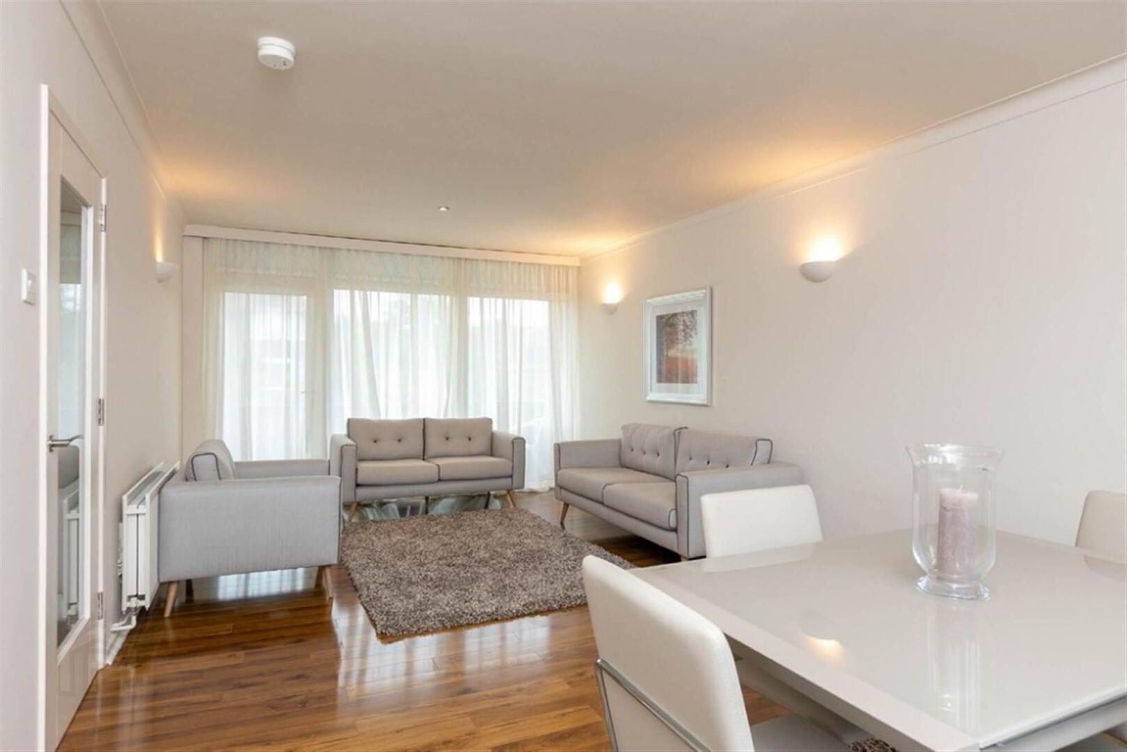 2, 33 Knightsbridge Park 6 of 13